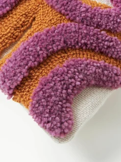 Handgetufte kussenhoes Jiri met decoratie^Westwing Collection Online