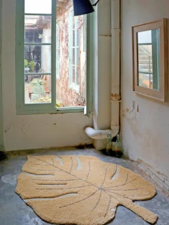 Handgeweven kindervloerkleed Monstera met hoog-laag effect, wasbaar^Lorena Canals Online