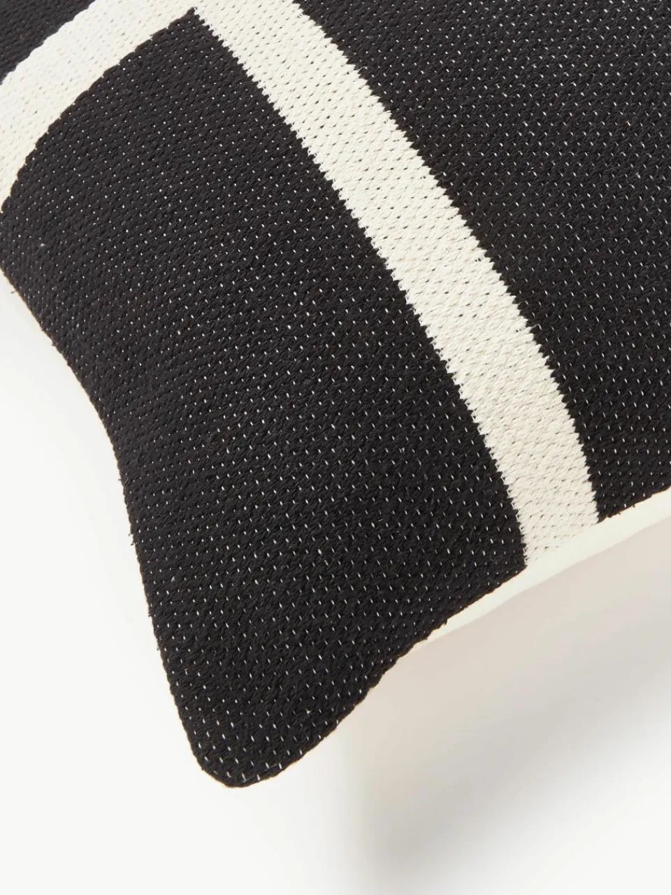 Handgeweven kussenhoes Asta met geometrisch patroon^Westwing Collection Clearance