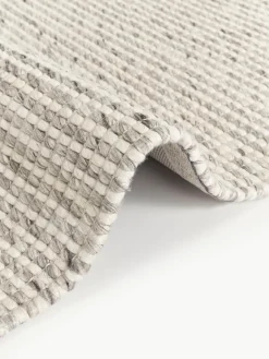 Handgeweven laagpolig wollen vloerkleed Rumi^Westwing Collection Clearance