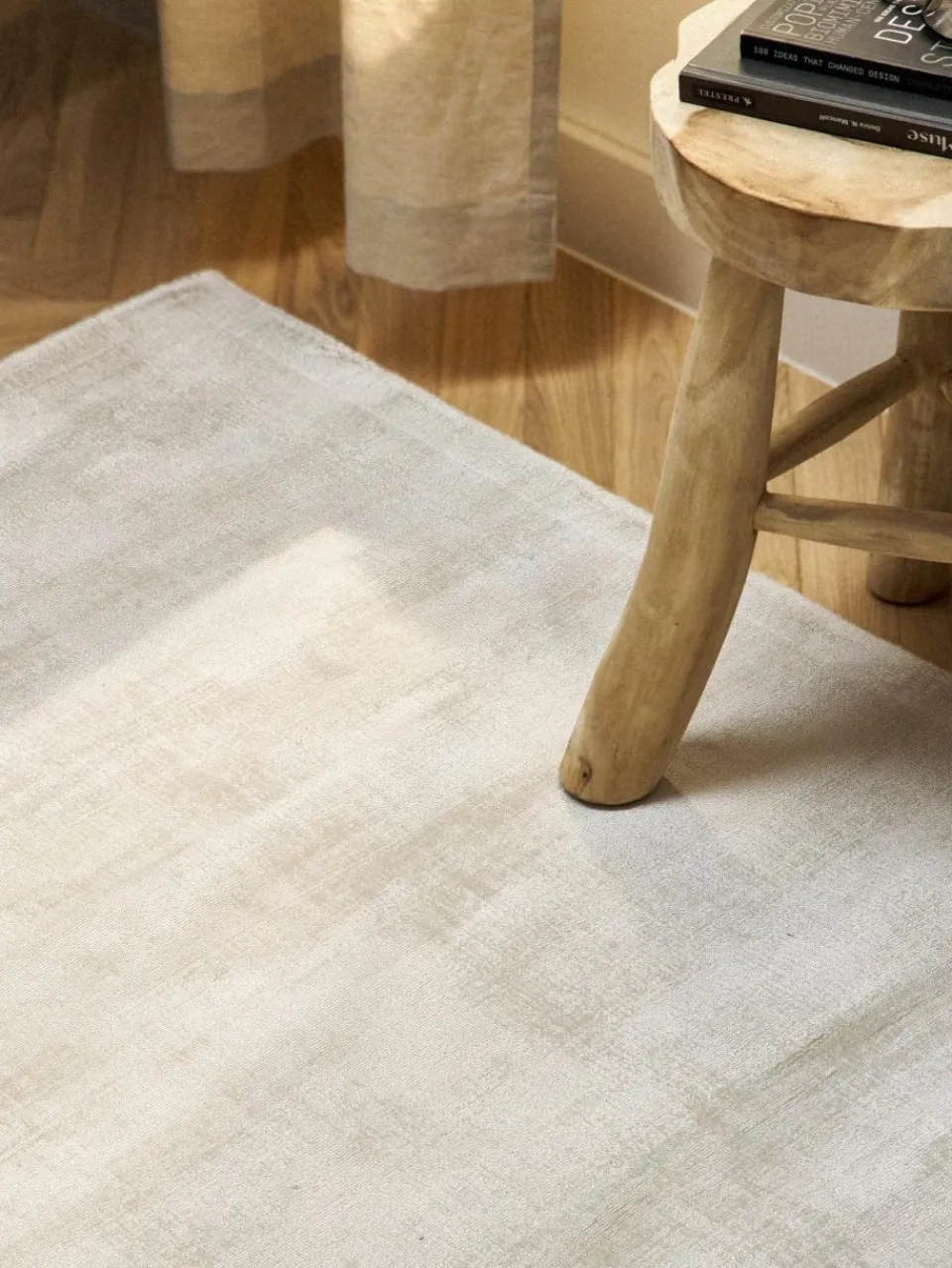Handgeweven viscose vloerkleed Jane^Westwing Collection Outlet