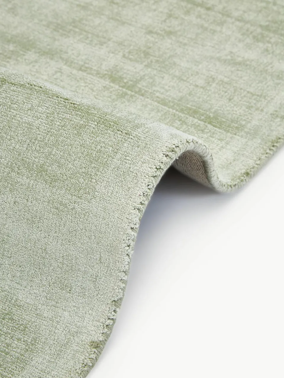 Handgeweven viscose vloerkleed Jane^Westwing Collection Hot