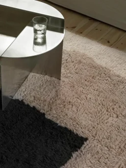 Handgeweven wollen vloerkleed Monolith^Nordic Knots Discount