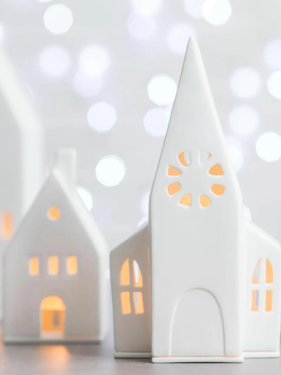 Hoge porseleinen lichthuis Living, H 22 cm^Westwing Online