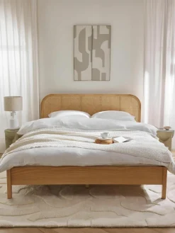 Houten bed Jones met hoofdeinde van Weens vlechtwerk^Westwing Collection Sale