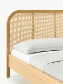 Houten bed Jones met hoofdeinde van Weens vlechtwerk^Westwing Collection Sale