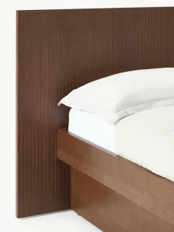 Houten bed Sato met lades en hoofdeinde^Westwing Collection Sale