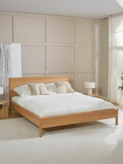 Houten bed Tammy met hoofdeinde^Westwing Collection New