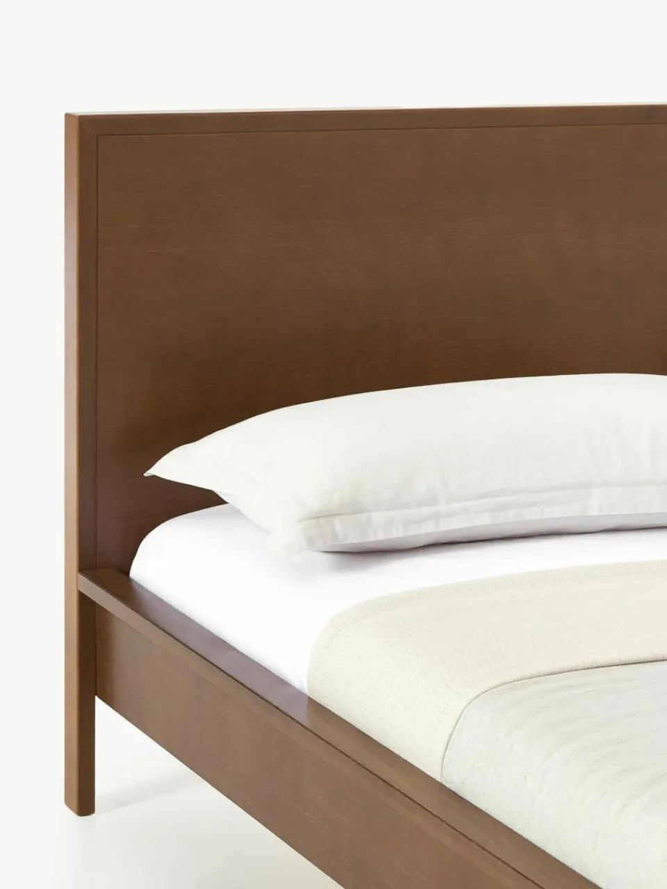 Houten bed Tammy met hoofdeinde^Westwing Collection Hot