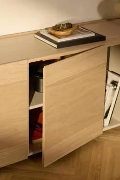Houten dressoir Larsen^Westwing Collection Fashion