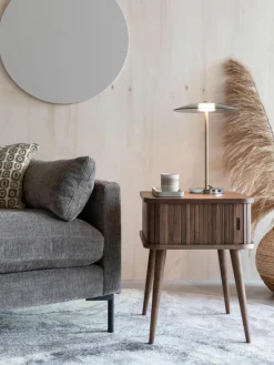 Houten nachtkastje Barbier met Rolltür en geribbelde voorzijde^Zuiver Best