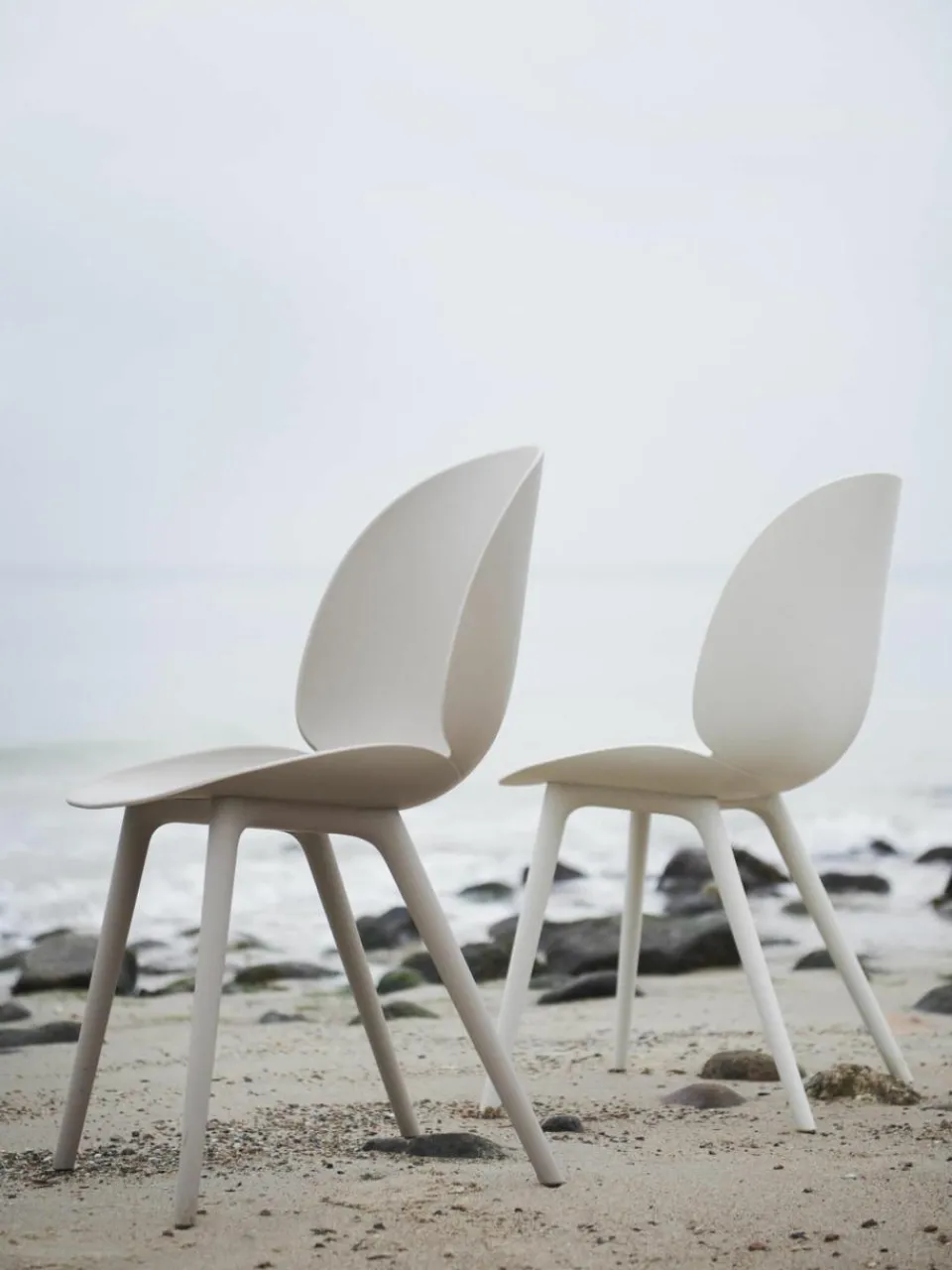 In- & outdoor stoel Beetle^GUBI Online