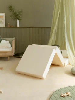 3in1 fluwelen slaapmatras, zitzak en speeltafel Sleepover^Nobodinoz Online