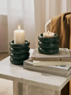 Kandelaars Orta uit marmer, set van 2^Westwing Collection Online