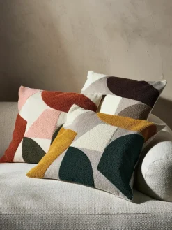 Katoenen kussenhoes Nomi met abstracte decoratie^Westwing Collection Online