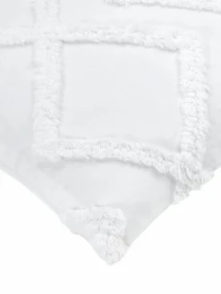 Katoenen perkale kussenhoes Faith met getufte decoratie^Westwing Collection Hot