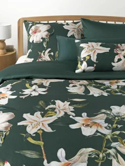 Katoensatijnen dekbedovertrek Flori met bloemenprint^Westwing Collection Sale