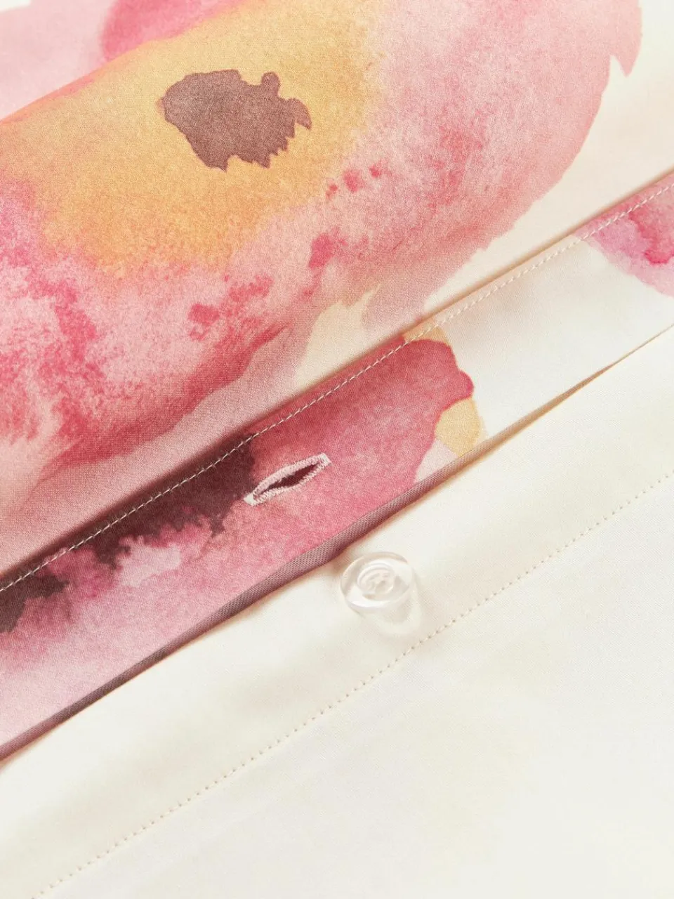 Katoensatijnen dekbedovertrek Fiorella met bloemenprint^Westwing Collection Fashion