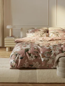 Katoensatijnen dekbedovertrek Flori met bloemenprint^Westwing Collection Discount