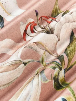 Katoensatijnen dekbedovertrek Flori met bloemenprint^Westwing Collection Discount