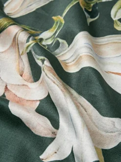 Katoensatijnen kussenhoes Flori met bloemenprint^Westwing Collection Sale