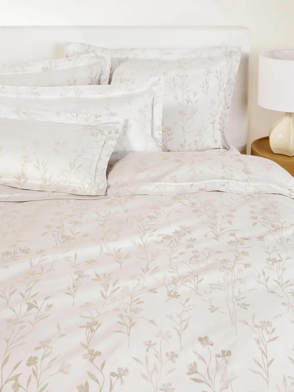 Katoensatijnen kussenhoes Hurley met jacquard patroon^Westwing Collection Fashion