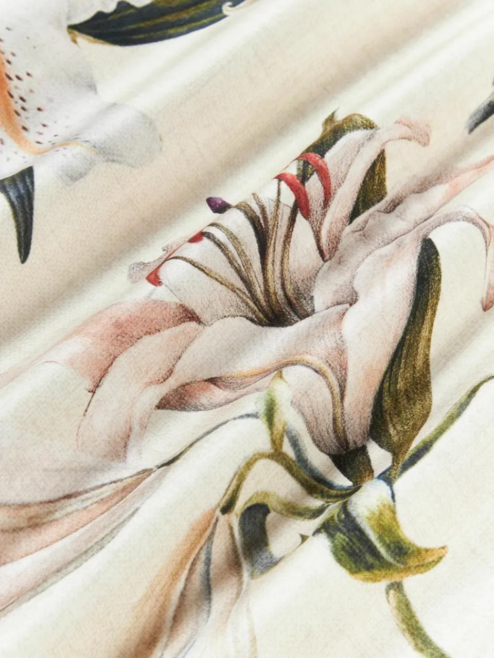 Katoensatijnen kussenhoes Flori met bloemenprint^Westwing Collection Best
