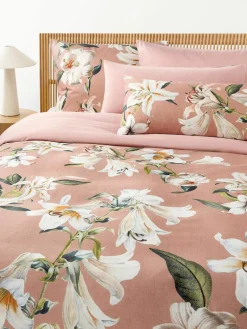 Katoensatijnen kussenhoes Flori met bloemenprint^Westwing Collection Outlet