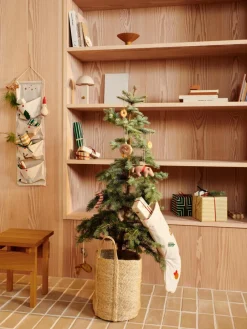 Kerstkous Basil^Liewood Hot