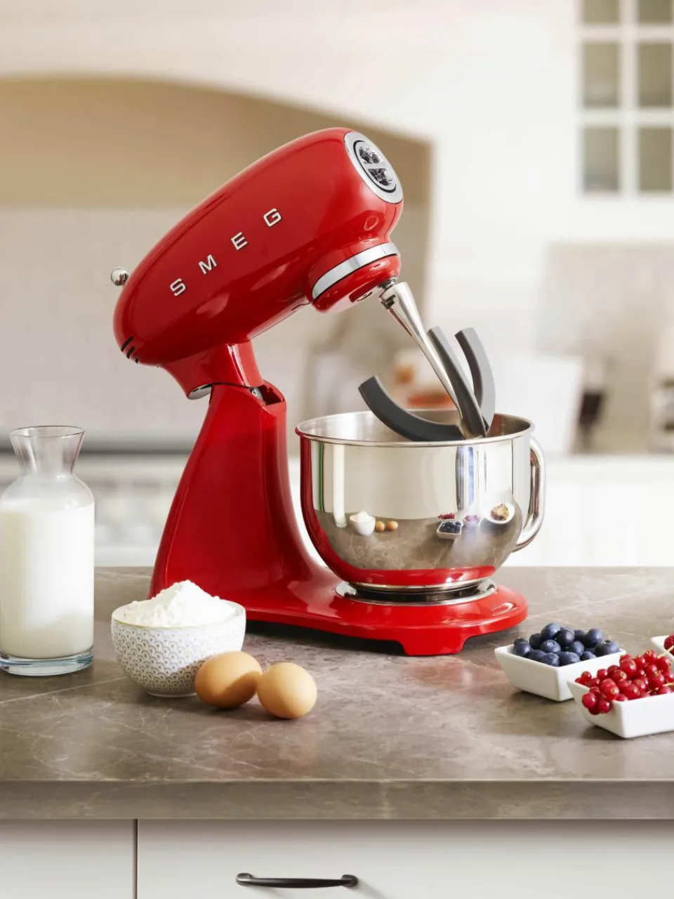 Keukenmachine 50's Style^Smeg New