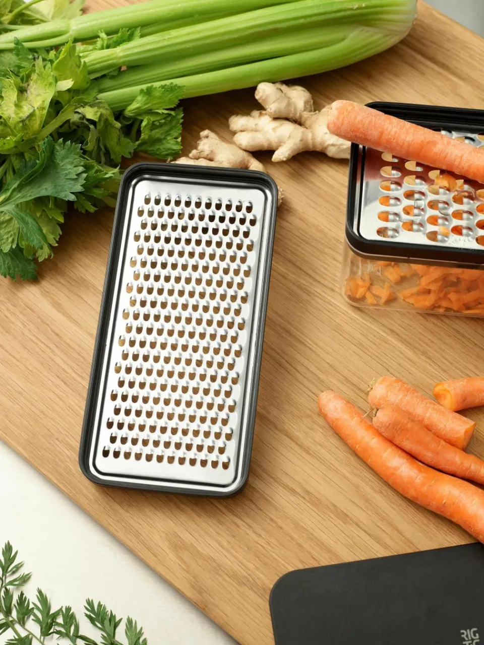 Keukenrasp Grate It met houder^stelton Hot
