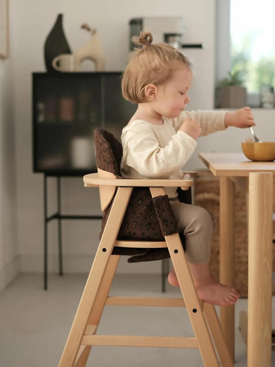 Kinderstoelhoes Growing Green van biologisch katoen^Nobodinoz New
