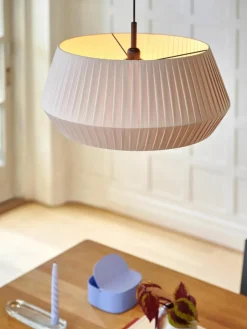 Klassieke hanglamp Dicte van geplooide stof^Westwing Discount