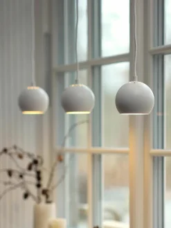 Kleine bolvormige hanglamp Ball^Frandsen Sale