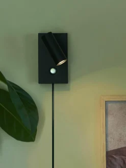 Kleine dimbare LED wandlamp Omari met stekker^Westwing Discount