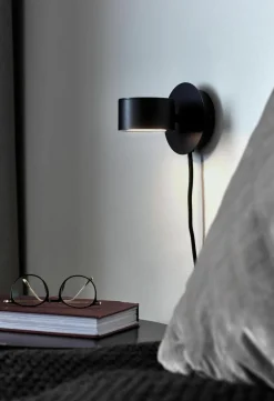 Kleine dimbare LED wandlamp Clyde^Westwing Fashion