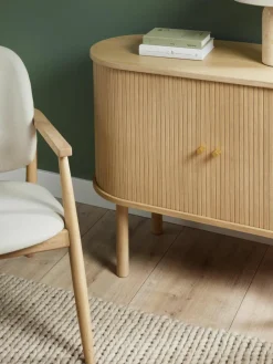 Kleine dressoir Calary met geribde voorzijde^Westwing Collection Fashion