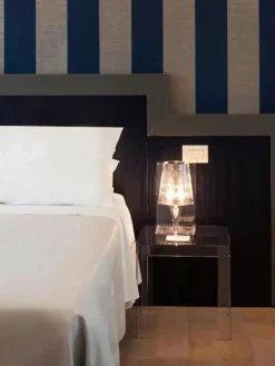 Kleine LED tafellamp Take^Kartell Discount