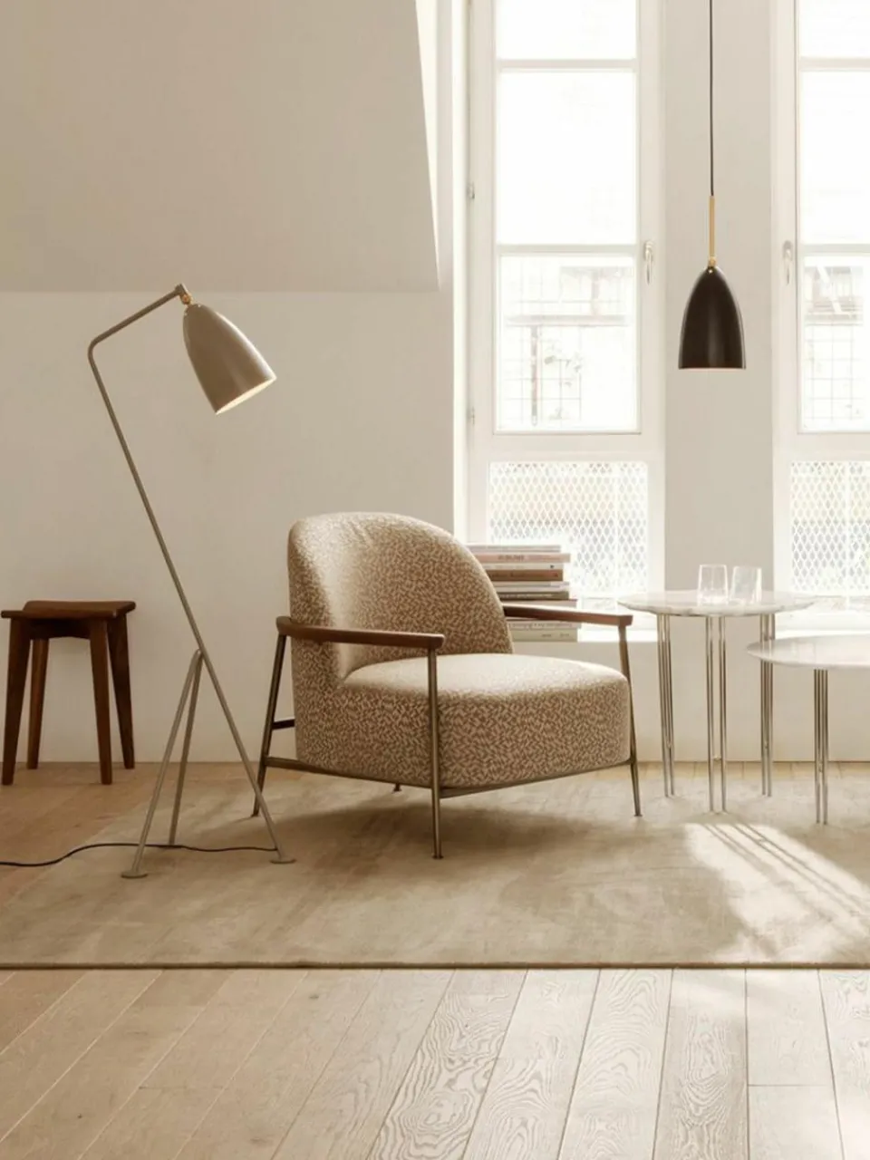 Kleine leeslamp Gräshoppa, verstelbaar^GUBI Discount