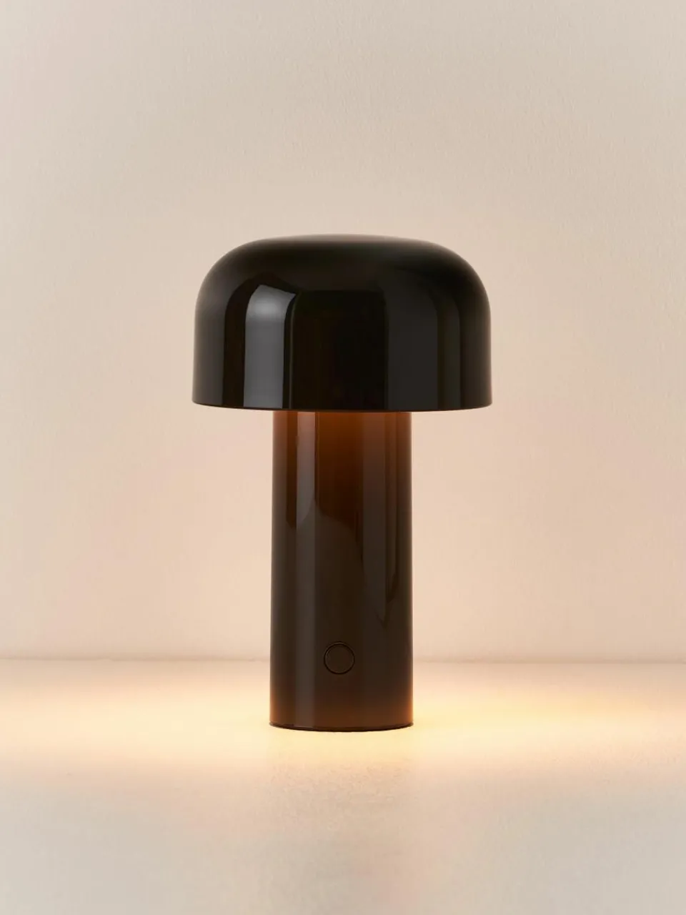 Kleine mobiele LED tafellamp Bellhop, dimbaar^Flos Best