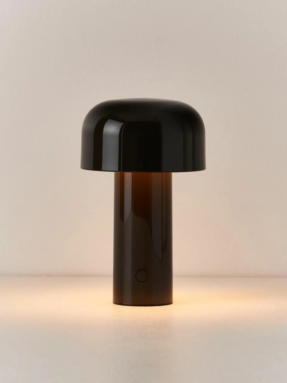 Kleine mobiele LED tafellamp Bellhop, dimbaar^Flos Best