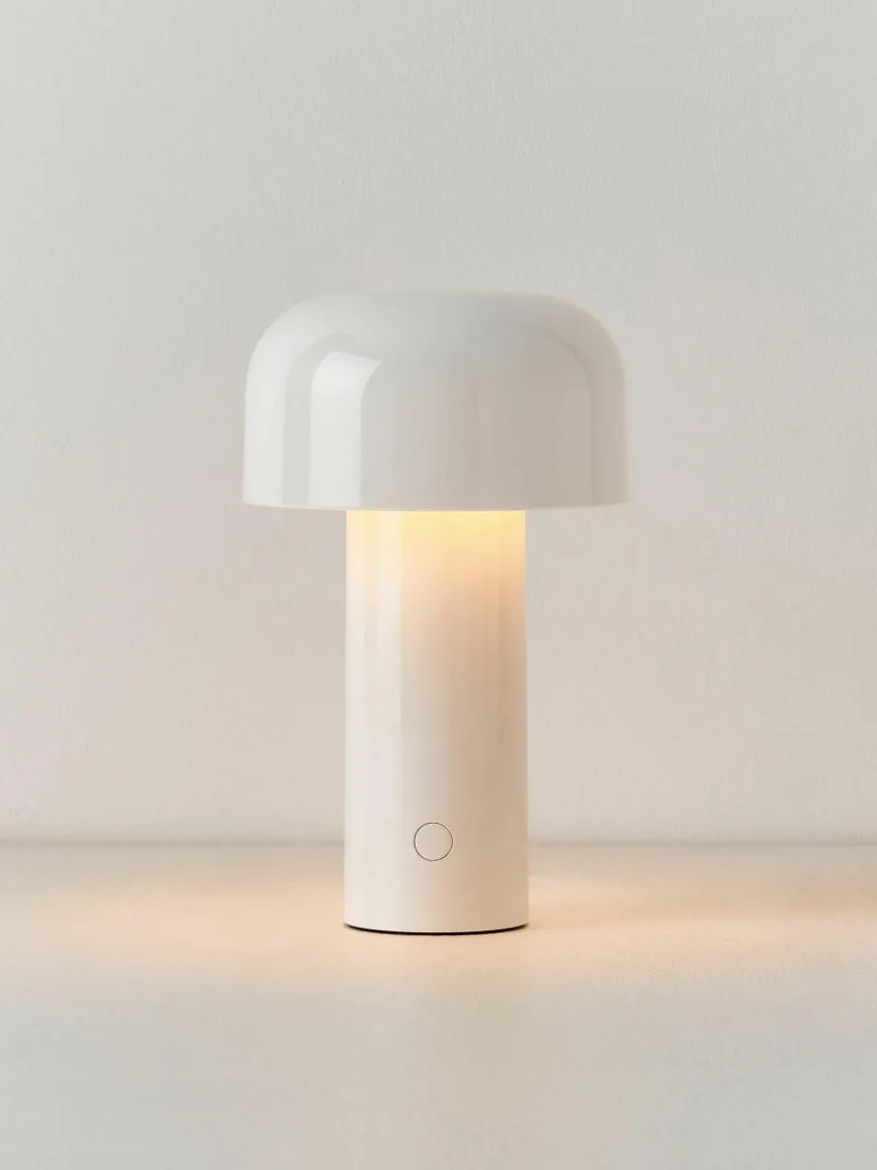 Kleine mobiele LED tafellamp Bellhop, dimbaar^Flos Discount