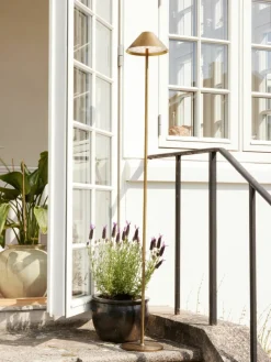 Kleine mobiele LED vloerlamp Hygge, dimbaar^Westwing Outlet