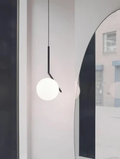 Kleine mondgeblazen hanglamp IC Lights, H 47 cm^Flos New