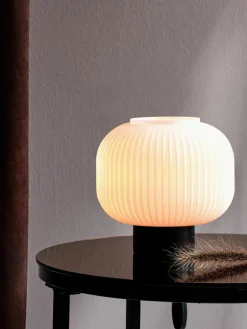 Kleine tafellamp Charles van opaalglas^Westwing Clearance