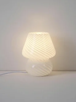 Kleine tafellamp Lareina van opaalglas^Westwing Collection Outlet