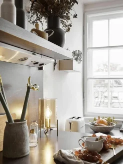 Kleine tafellamp Laurel van gekleurd glas^Westwing Collection Outlet