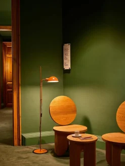 Kleine vloerlamp Funiculí met verstelbare lampenkap^Marset Discount
