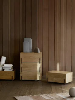 Kleine wandkast Stack van eikenhout^Kristina Dam Online