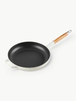 Koekenpan Signature Collection uit gietijzer met houten handvat^LE CREUSET Outlet